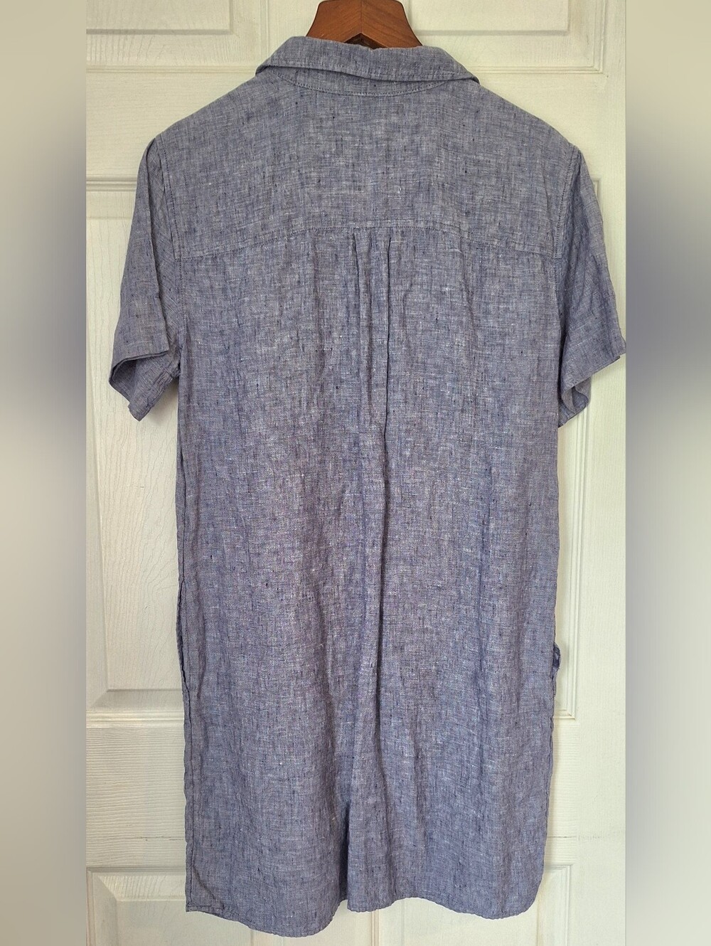 Tahari 100% Linen Shirt Dress – Size Medium – Blue Chambray - Picture 2 of 3